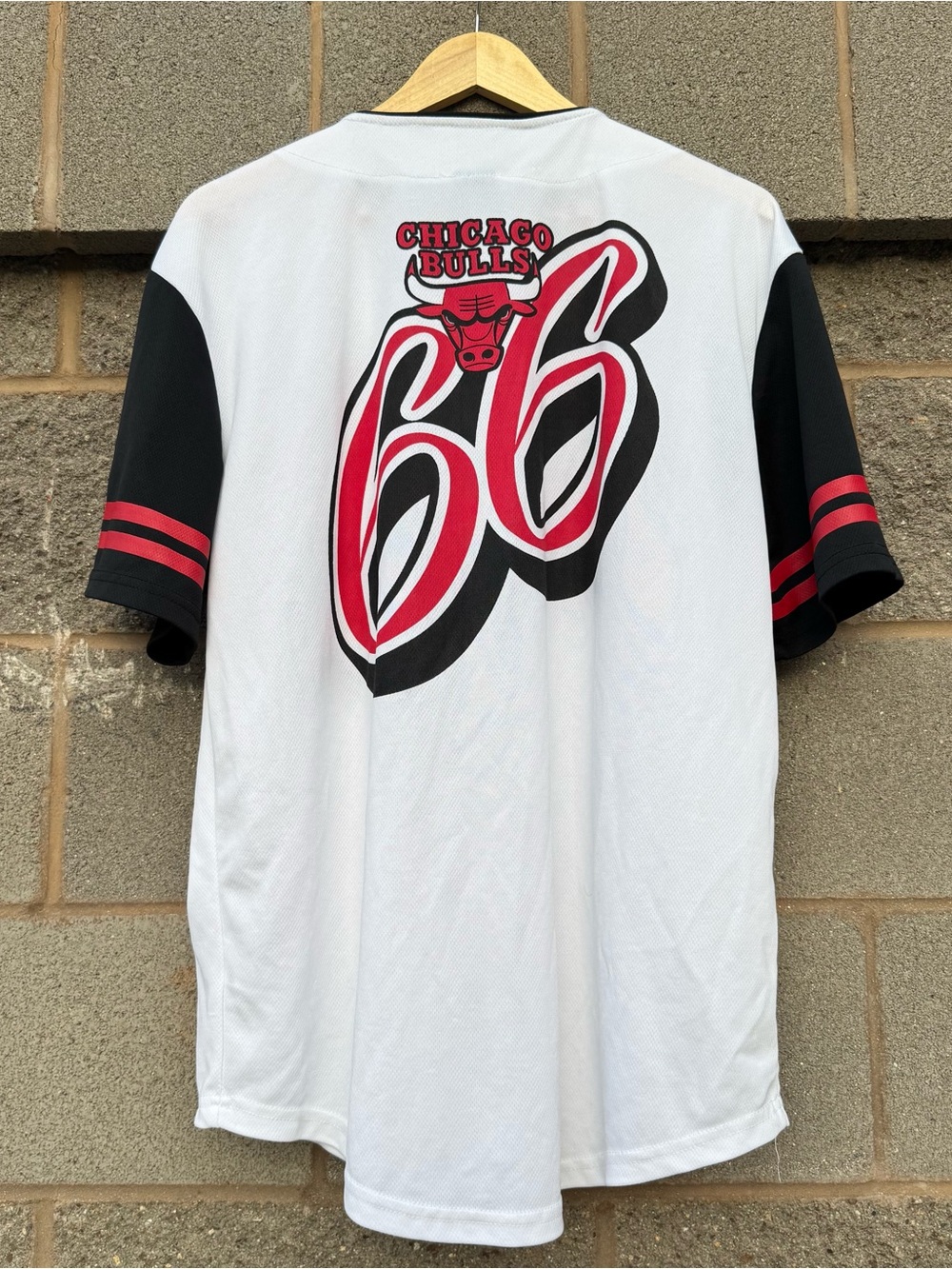 Men’s Vintage NBA Chicago Bulls Button Up Jersey XL - Picture 2 of 7